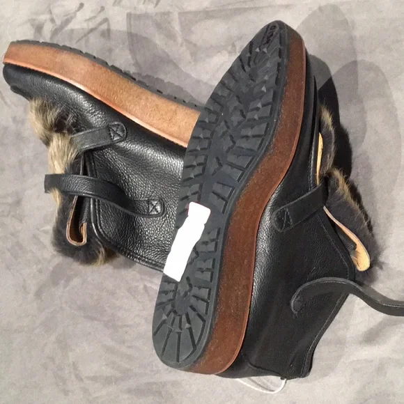 Coach Stylish Black and Brown Fur-Trimmed Women's Shoes - Picture 7 of 7